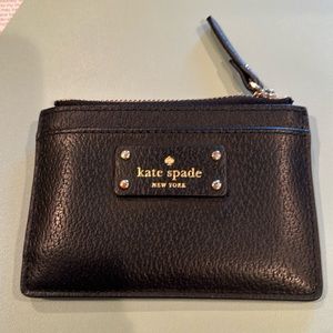 Like New Kate Spade Zippered Card Holder